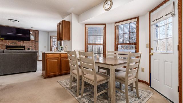 901 Southeast Court, Zanesville, OH 43701