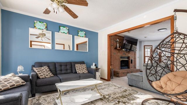 901 Southeast Court, Zanesville, OH 43701