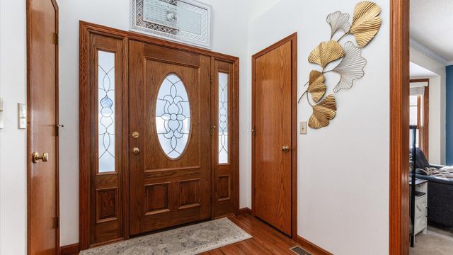 901 Southeast Court, Zanesville, OH 43701