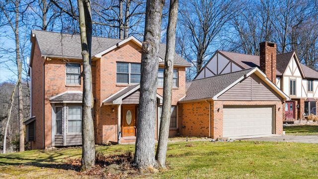 901 Southeast Court, Zanesville, OH 43701