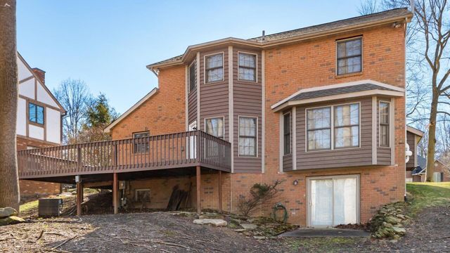 901 Southeast Court, Zanesville, OH 43701