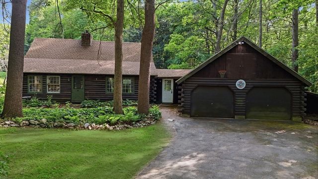 95 Packardville Rd, Pelham, MA 01002