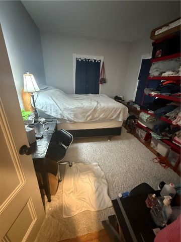 13 Rhode Island Avenue 1, Newport, RI 02840