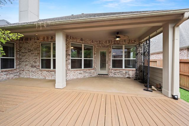 110 David Forest Lane, Conroe, TX 77384