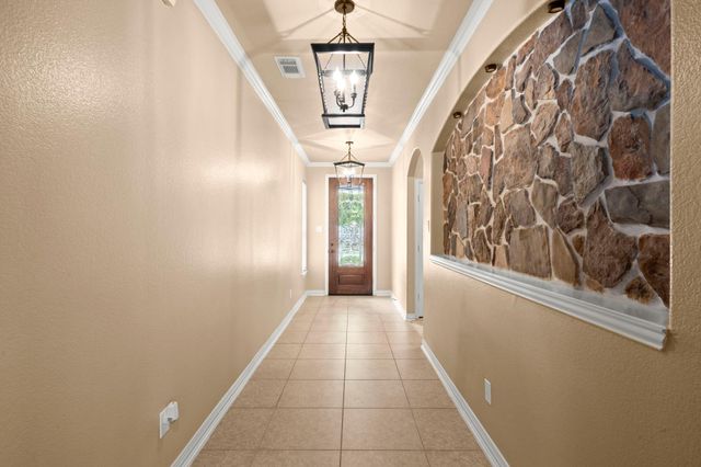 110 David Forest Lane, Conroe, TX 77384