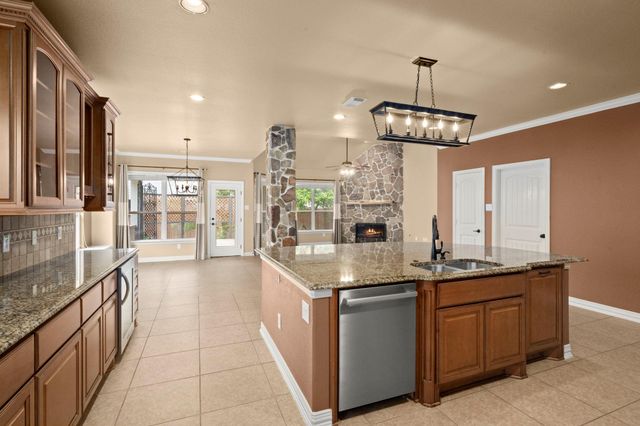 110 David Forest Lane, Conroe, TX 77384