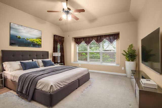 110 David Forest Lane, Conroe, TX 77384