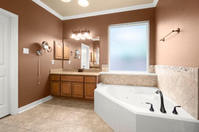 110 David Forest Lane, Conroe, TX 77384