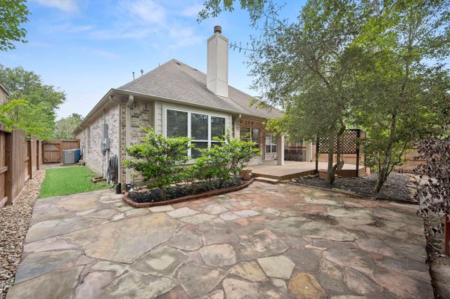 110 David Forest Lane, Conroe, TX 77384