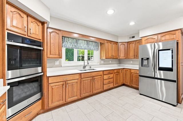 7555 Chablis Circle, Indianapolis, IN 46278