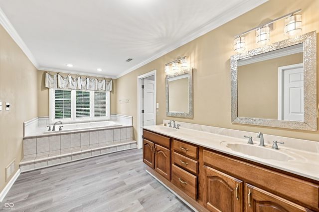 7555 Chablis Circle, Indianapolis, IN 46278