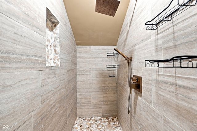 7555 Chablis Circle, Indianapolis, IN 46278