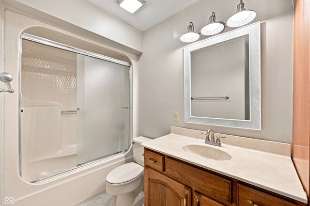 7555 Chablis Circle, Indianapolis, IN 46278