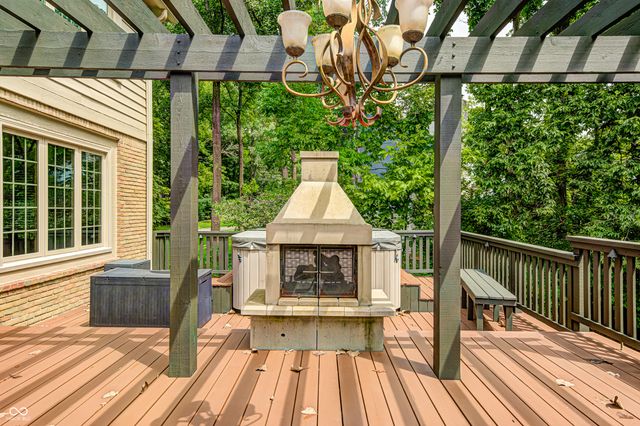 7555 Chablis Circle, Indianapolis, IN 46278