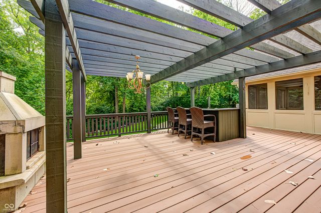 7555 Chablis Circle, Indianapolis, IN 46278