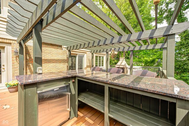 7555 Chablis Circle, Indianapolis, IN 46278