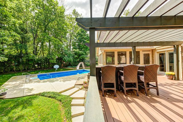 7555 Chablis Circle, Indianapolis, IN 46278