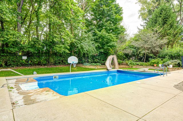 7555 Chablis Circle, Indianapolis, IN 46278