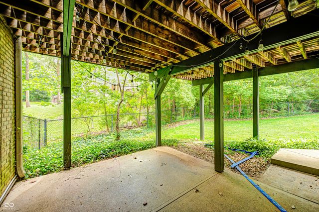 7555 Chablis Circle, Indianapolis, IN 46278