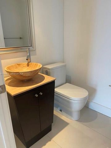 11113 Biscayne Blvd 1152, Miami, FL 33181