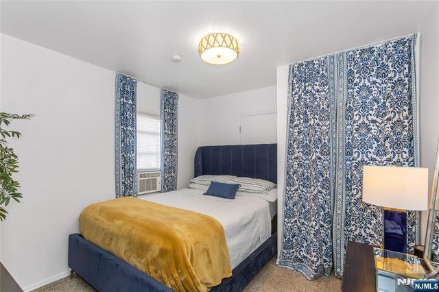 47 Van Pelt Place, Little Falls, NJ 07424