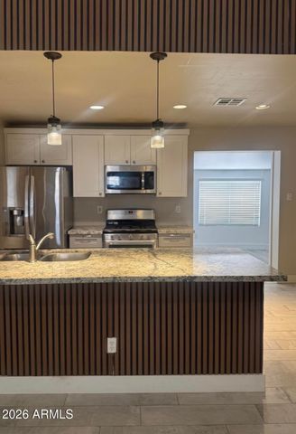 2225 W WHITTON Avenue, Phoenix, AZ 85015