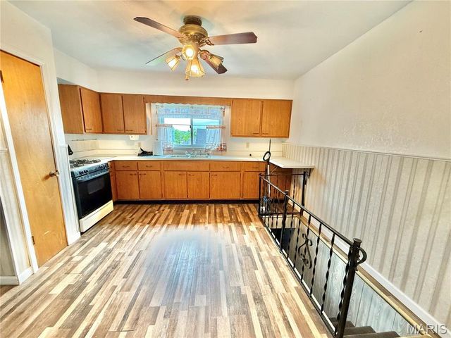 815 Stewart Street, De Soto, MO 63020
