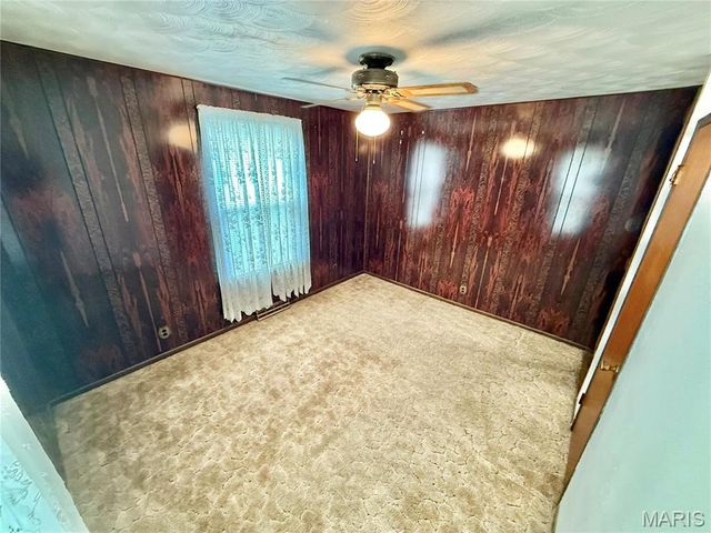 815 Stewart Street, De Soto, MO 63020