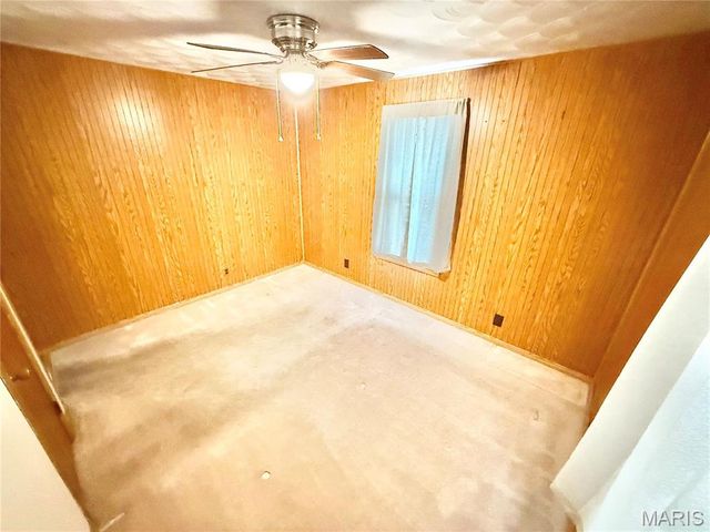 815 Stewart Street, De Soto, MO 63020