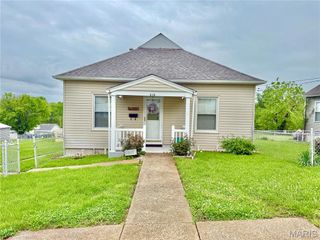 815 Stewart Street, De Soto, MO 63020
