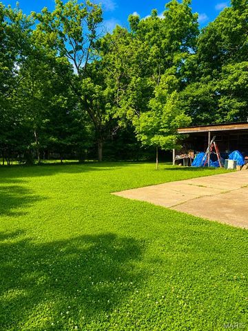 413 Reis Road, Ballwin, MO 63021