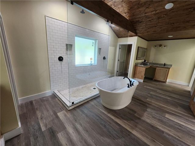 348 ESTATE Drive, Pineville, LA 71360