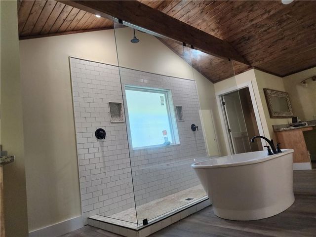 348 ESTATE Drive, Pineville, LA 71360