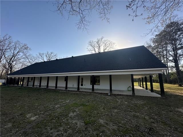348 ESTATE Drive, Pineville, LA 71360