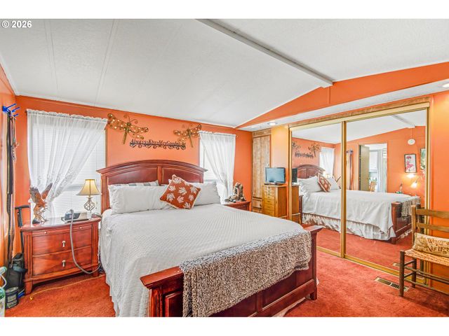 1199 N TERRY St 248, Eugene, OR 97402