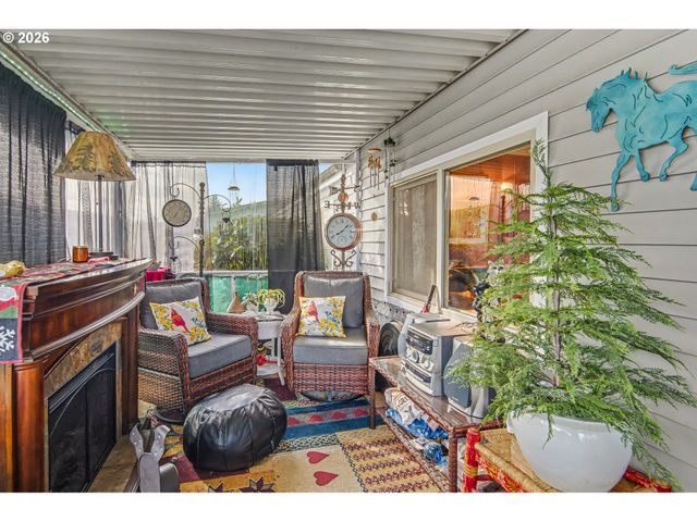 1199 N TERRY St 248, Eugene, OR 97402