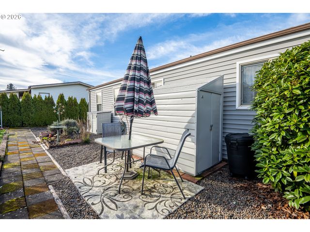 1199 N TERRY St 248, Eugene, OR 97402