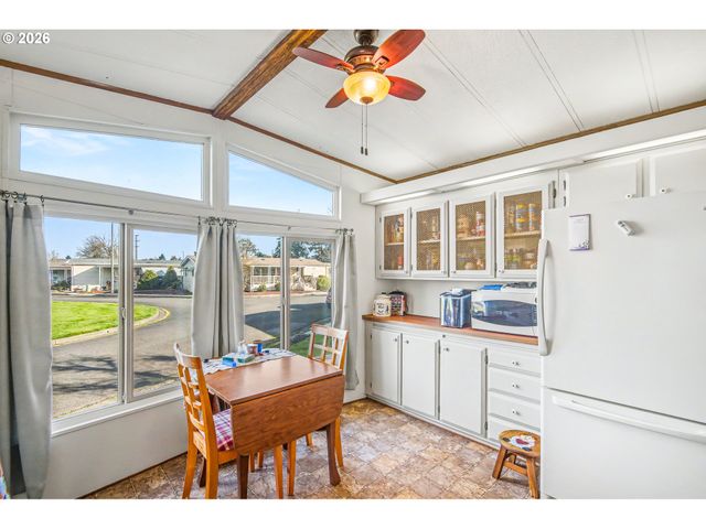 1199 N TERRY St 248, Eugene, OR 97402