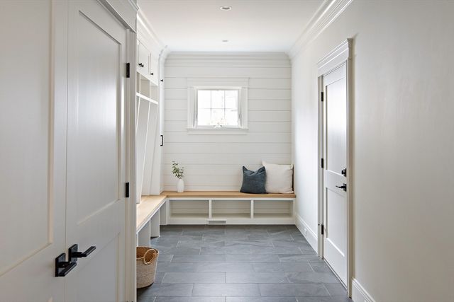 2 Abby Rd, Winchester, MA 01890