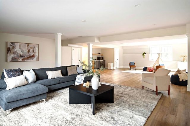 2 Abby Rd, Winchester, MA 01890