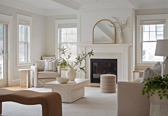 2 Abby Rd, Winchester, MA 01890