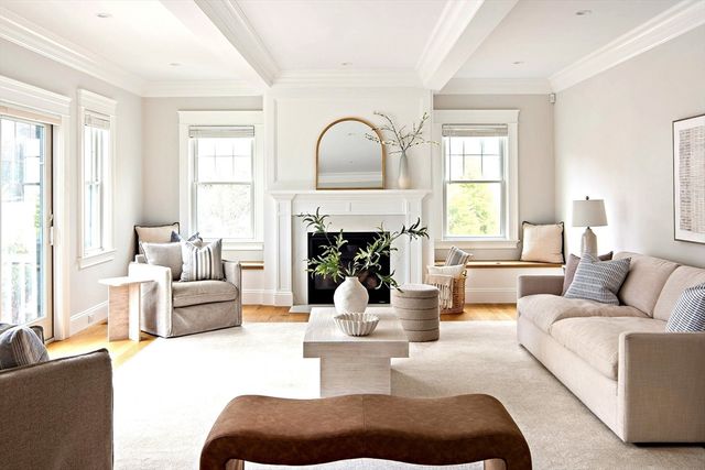 2 Abby Rd, Winchester, MA 01890