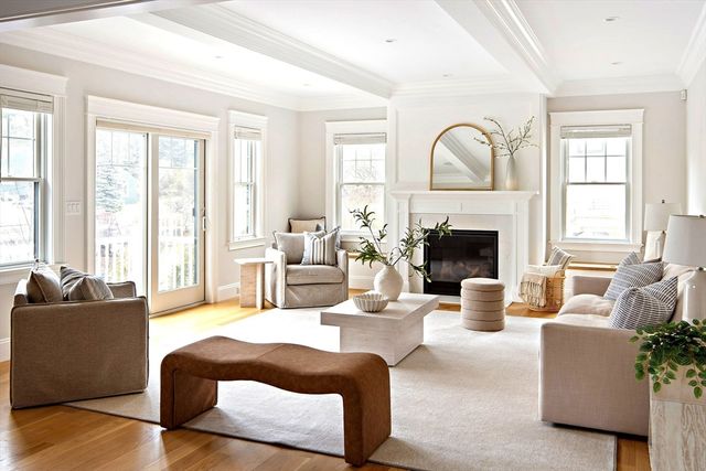 2 Abby Rd, Winchester, MA 01890