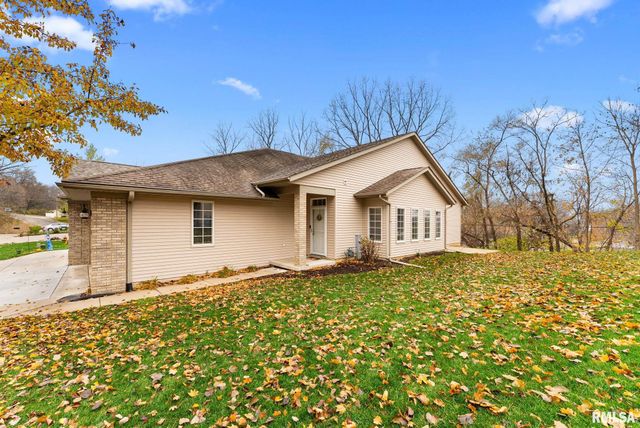 16 Cherry Hill Court, Hampton, IL 61256