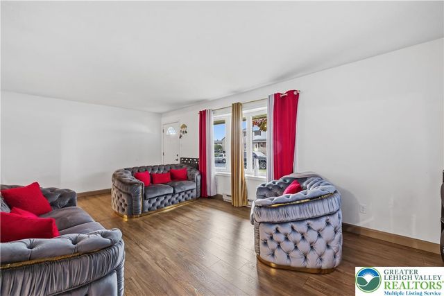 253 West 30th Street, Northampton Boro, PA 18067
