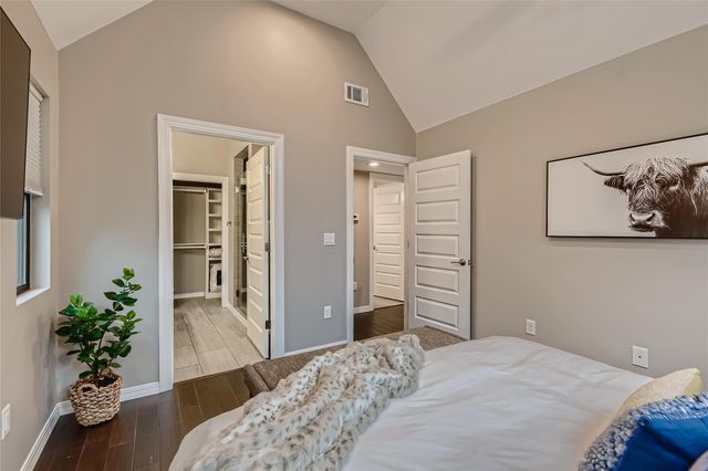 904 E 2nd ST B, Austin, TX 78702