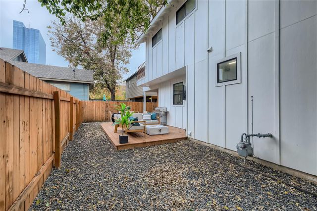 904 E 2nd ST B, Austin, TX 78702