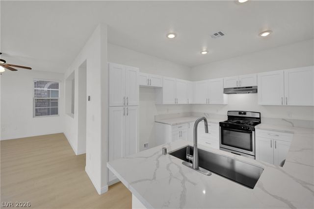 8668 Diamond Sand Avenue, Las Vegas, NV 89178