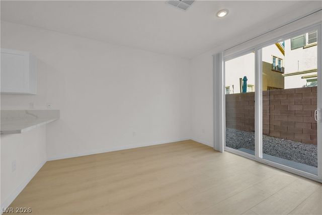 8668 Diamond Sand Avenue, Las Vegas, NV 89178