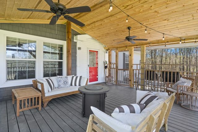 535 NE County Road 2060, Mount Vernon, TX 75457